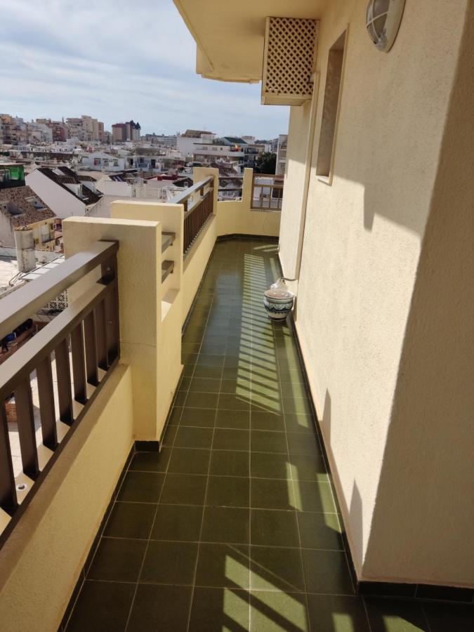En El Centro Y Al Lado De La Playa Apartment Fuengirola Luaran gambar